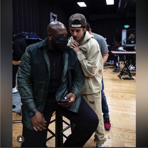 The Local Love Club Sweat Set - Picture 9 of 9